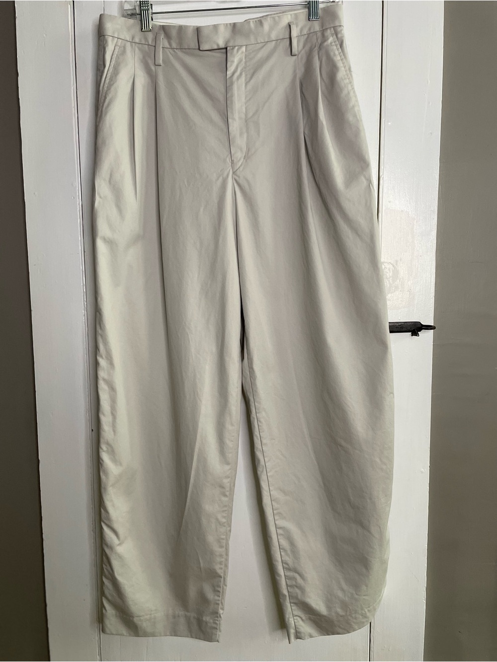 Uniqlo Women's Pleated Wide-Leg Barrel Pants Cotton Lyocell Blend Size 10